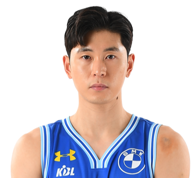 https://img.chenggao.cc/img/basketball/player/cd9444643be6211df5b5c30d6ee7f1e2.png